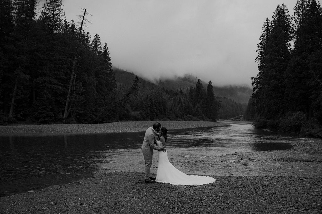 Eloping at Avalanche Creek Picnic Area